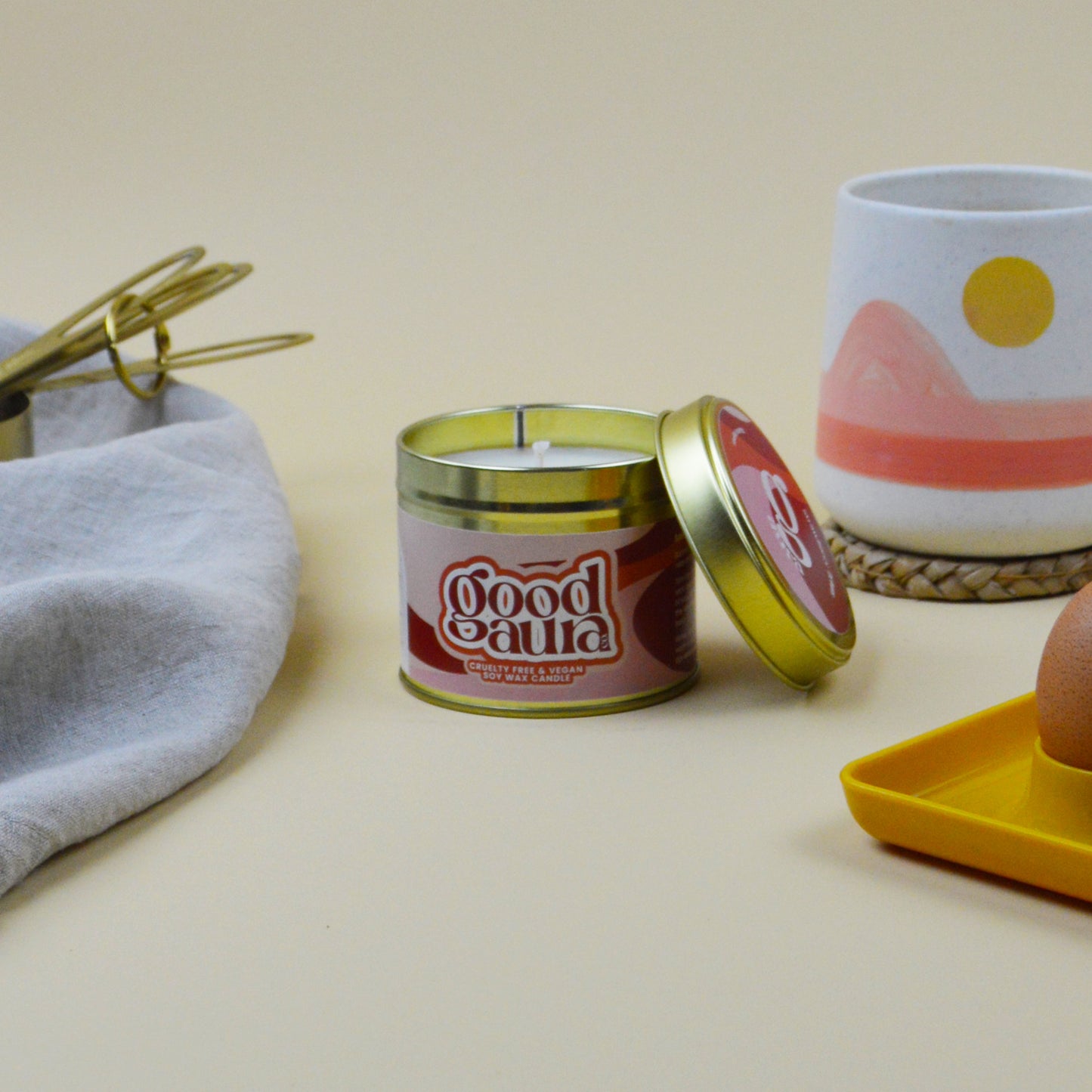 Strawberry Dreams Medium Size Candle